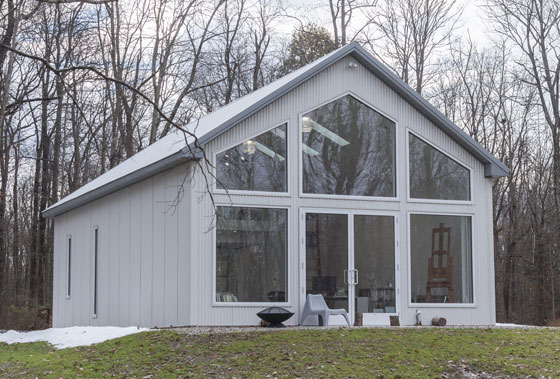 A Modern Artist’s Loft Brought To Life By a Custom Post Frame Builder