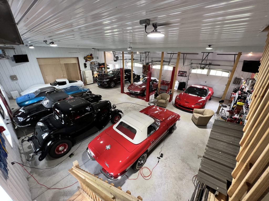 Board & Batten Garage gallery photo