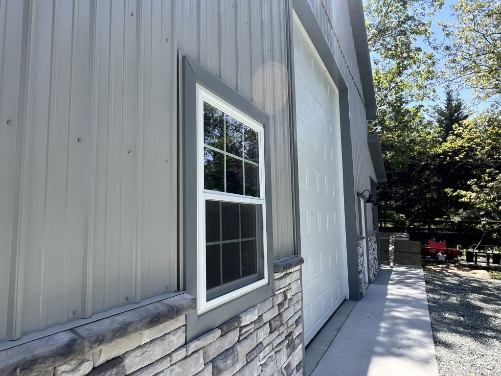 Oversized Hobby Garage gallery photo