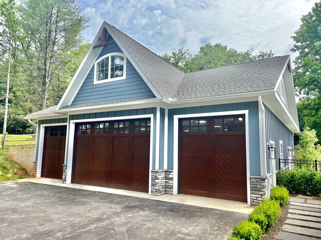 Stylish Multi-Use Garage